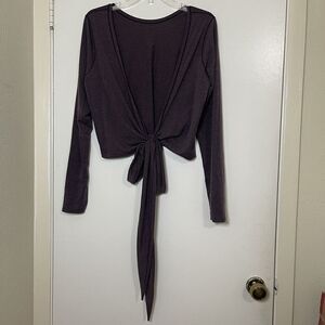 LULULEMON heathered purple cropped v neck long sleeve wrap yoga top size 6